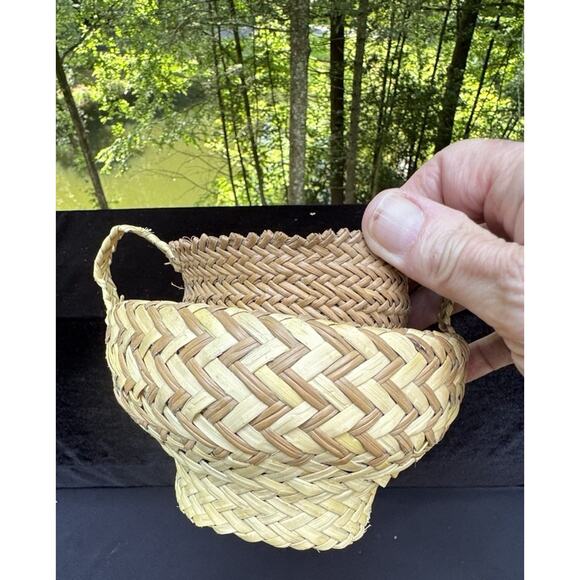 Native American Hand Woven Pine Needle Basket -W/Handles 5” Tall -C9 - Picture 3 of 9
